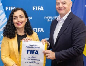 OSMANİ VE FİFA BAŞKANI KOSOVA FUTBOLUNA DESTEĞİ GÖRÜŞTÜ