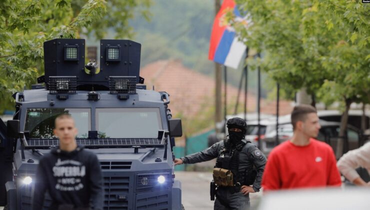 KOSOVA’NIN KUZEYİNDEKİ VATANDAŞLAR POLİSTEN ŞİKAYETÇİ