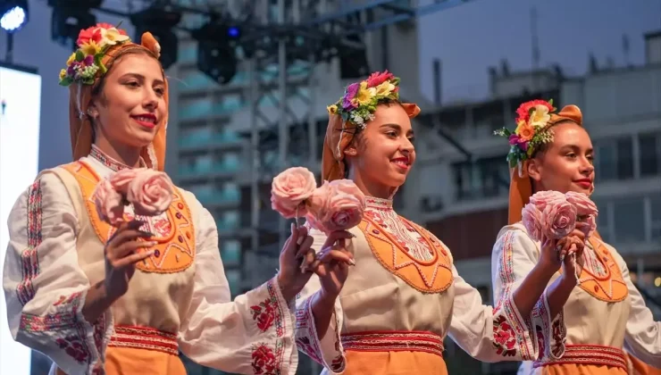 ULUSLARARASI BALKANLILAR FESTİVALİ İZMİR’DE BAŞLADI