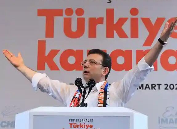 İBB BAŞKANI EKREM İMAMOĞLU GÖZALTINA ALINDI