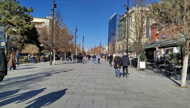 KOSOVA’DA HAVA BUGÜN